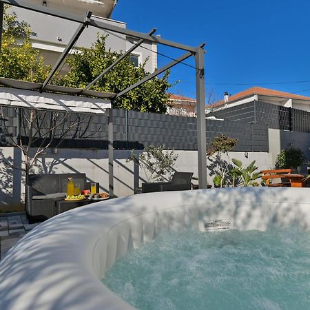 טרוגיר Luxury Apartment With Garden Jacuzzi And Wellness מראה חיצוני תמונה
