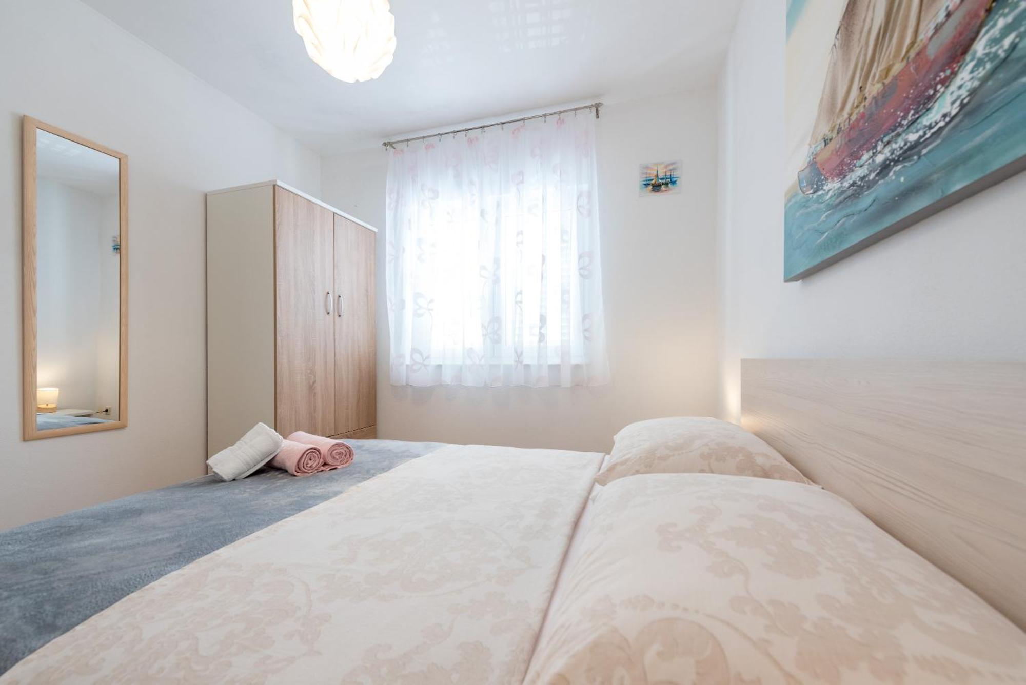 טרוגיר Luxury Apartment With Garden Jacuzzi And Wellness מראה חיצוני תמונה