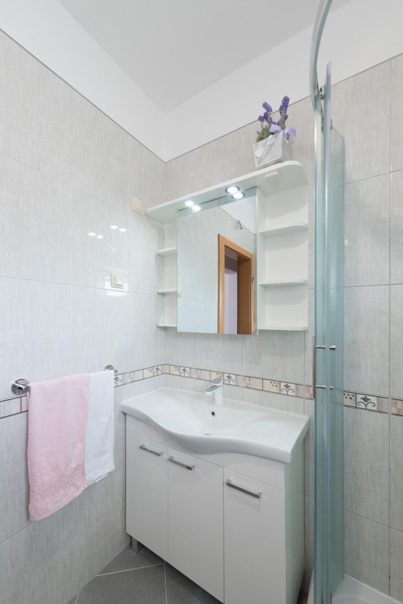 טרוגיר Luxury Apartment With Garden Jacuzzi And Wellness מראה חיצוני תמונה