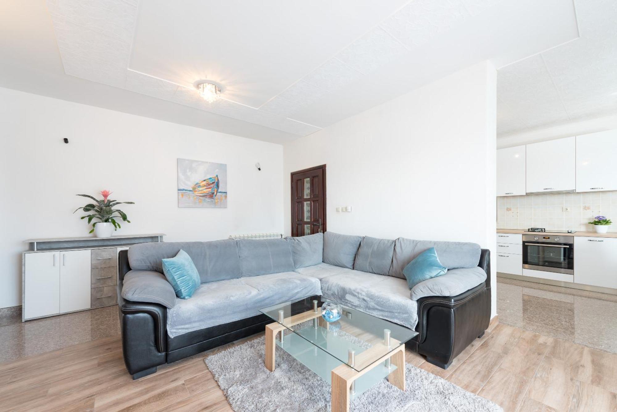 טרוגיר Luxury Apartment With Garden Jacuzzi And Wellness מראה חיצוני תמונה